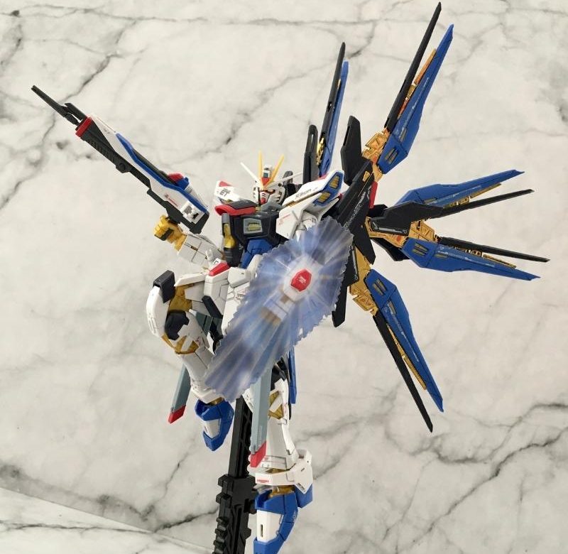 Review [RG] Strike Freedom Gundam